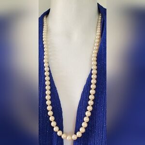Elegant Vintage Pearl Necklace
